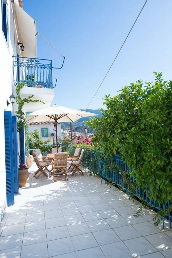 Aquarella-Stylish Veranda Apartment In Centre Of Poros Town Eksteriør bilde
