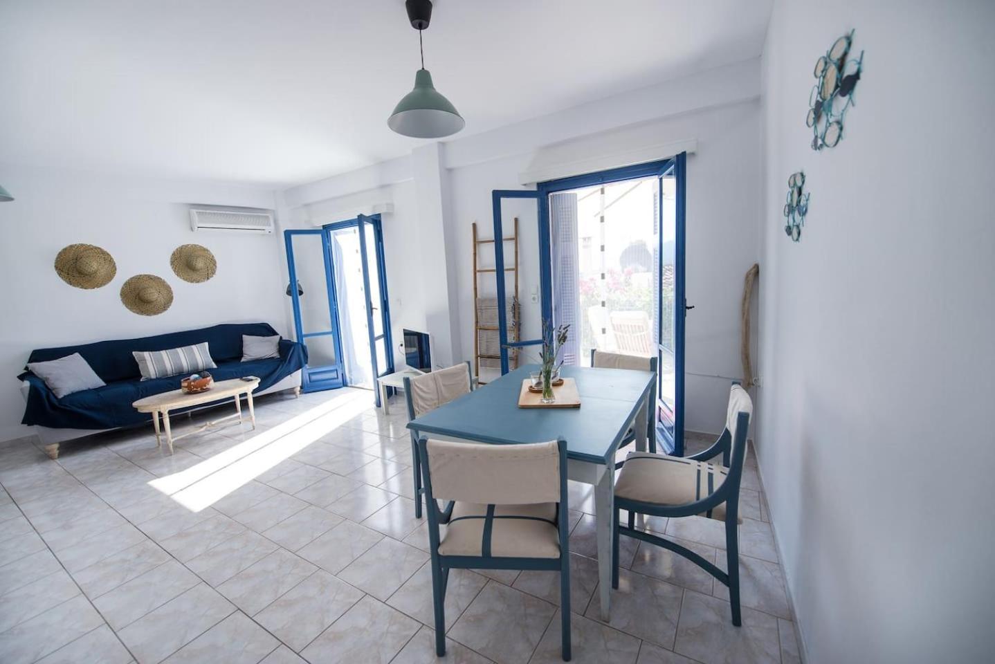 Aquarella-Stylish Veranda Apartment In Centre Of Poros Town Eksteriør bilde