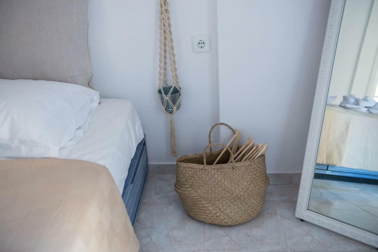 Aquarella-Stylish Veranda Apartment In Centre Of Poros Town Eksteriør bilde