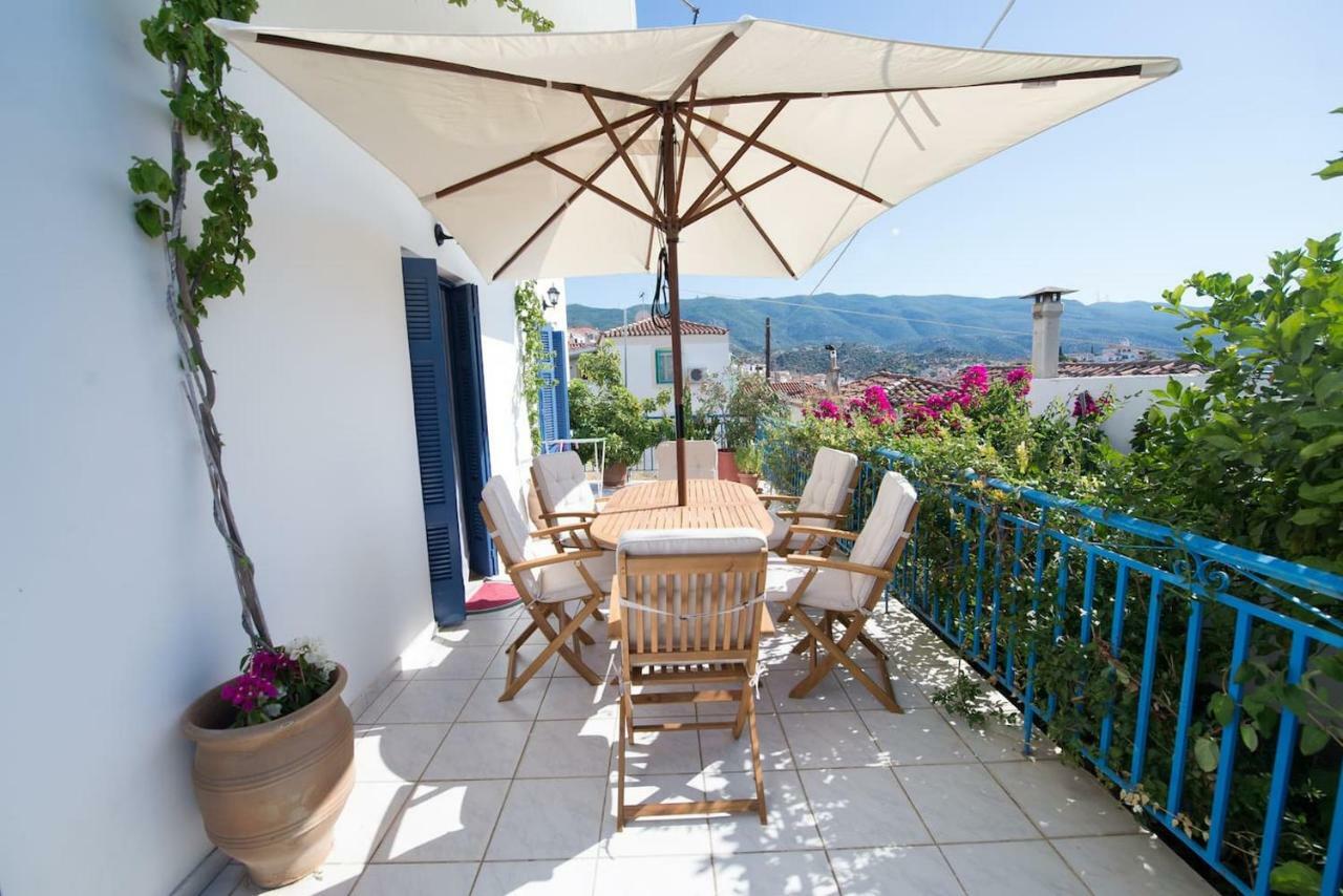 Aquarella-Stylish Veranda Apartment In Centre Of Poros Town Eksteriør bilde