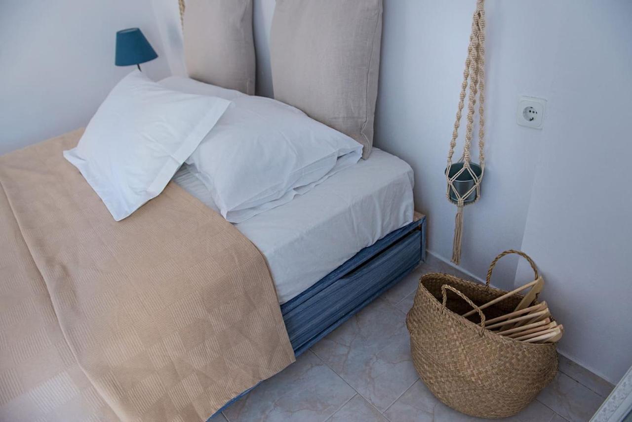 Aquarella-Stylish Veranda Apartment In Centre Of Poros Town Eksteriør bilde