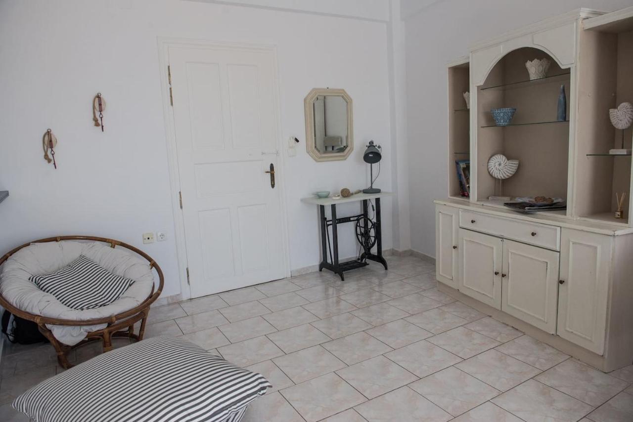 Aquarella-Stylish Veranda Apartment In Centre Of Poros Town Eksteriør bilde