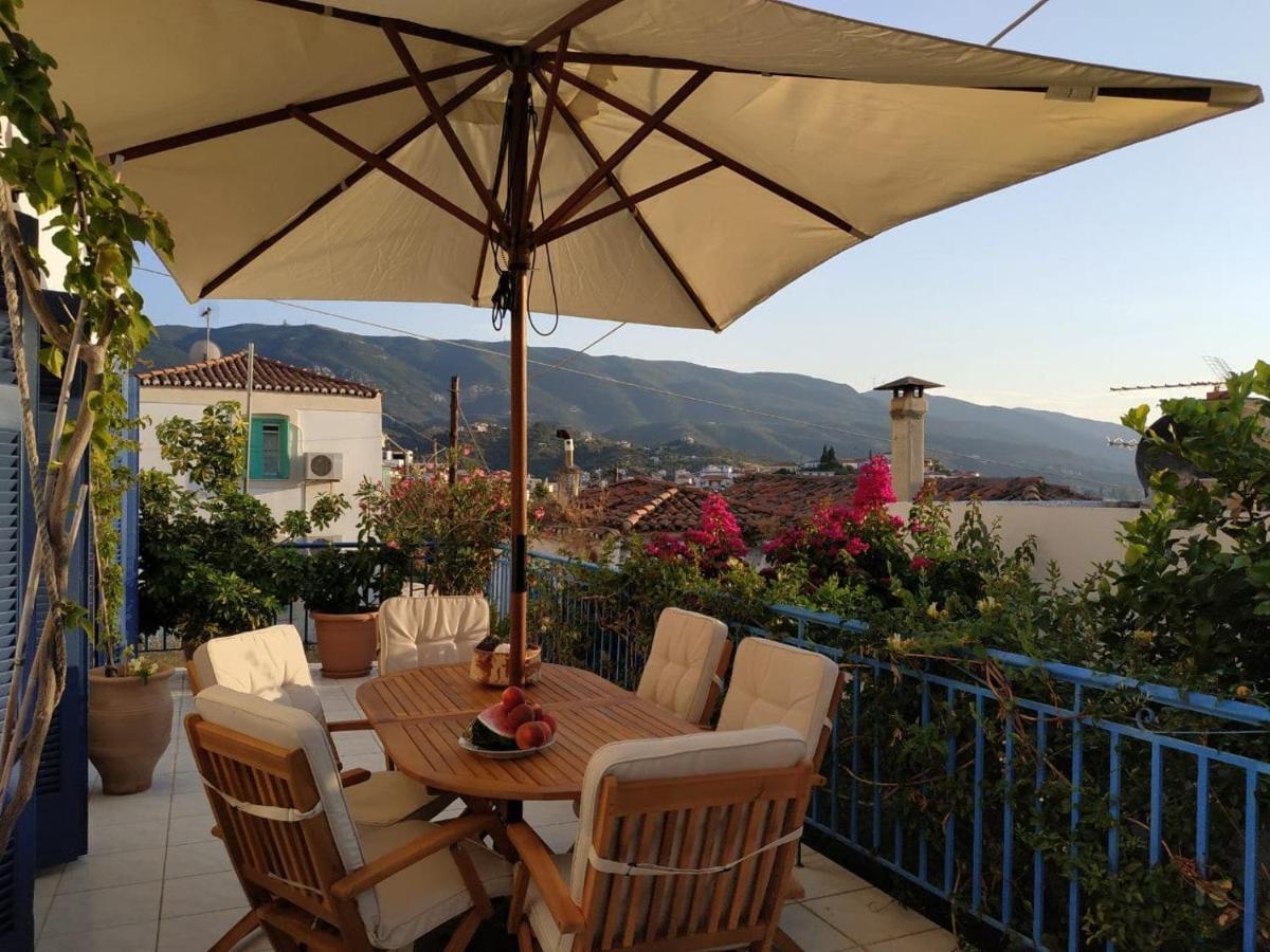 Aquarella-Stylish Veranda Apartment In Centre Of Poros Town Eksteriør bilde